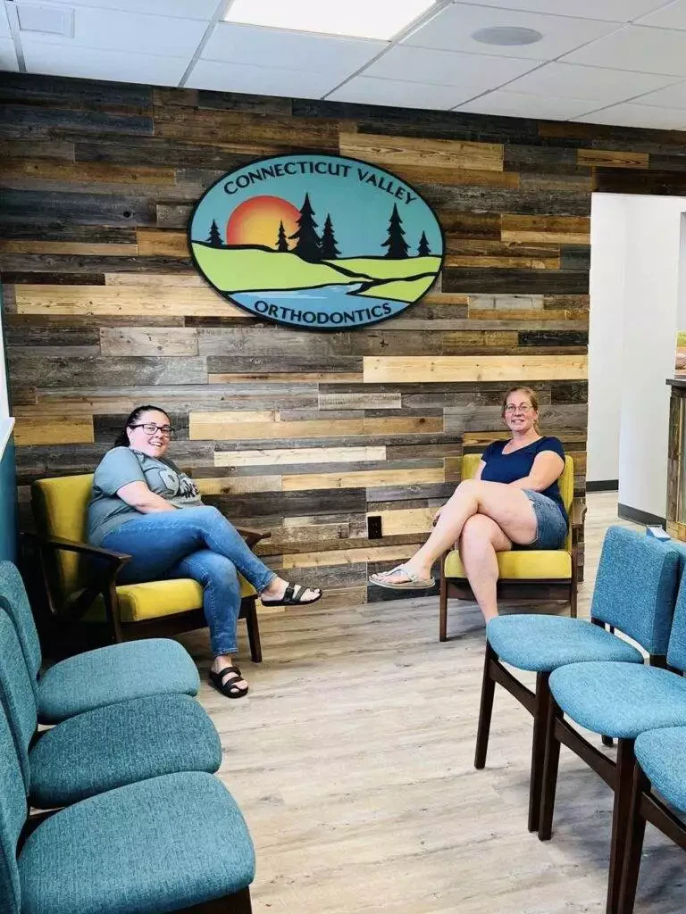 Types Of 3D Office Signs Multilayer Oval Full Color Acrylic Lobby Sign