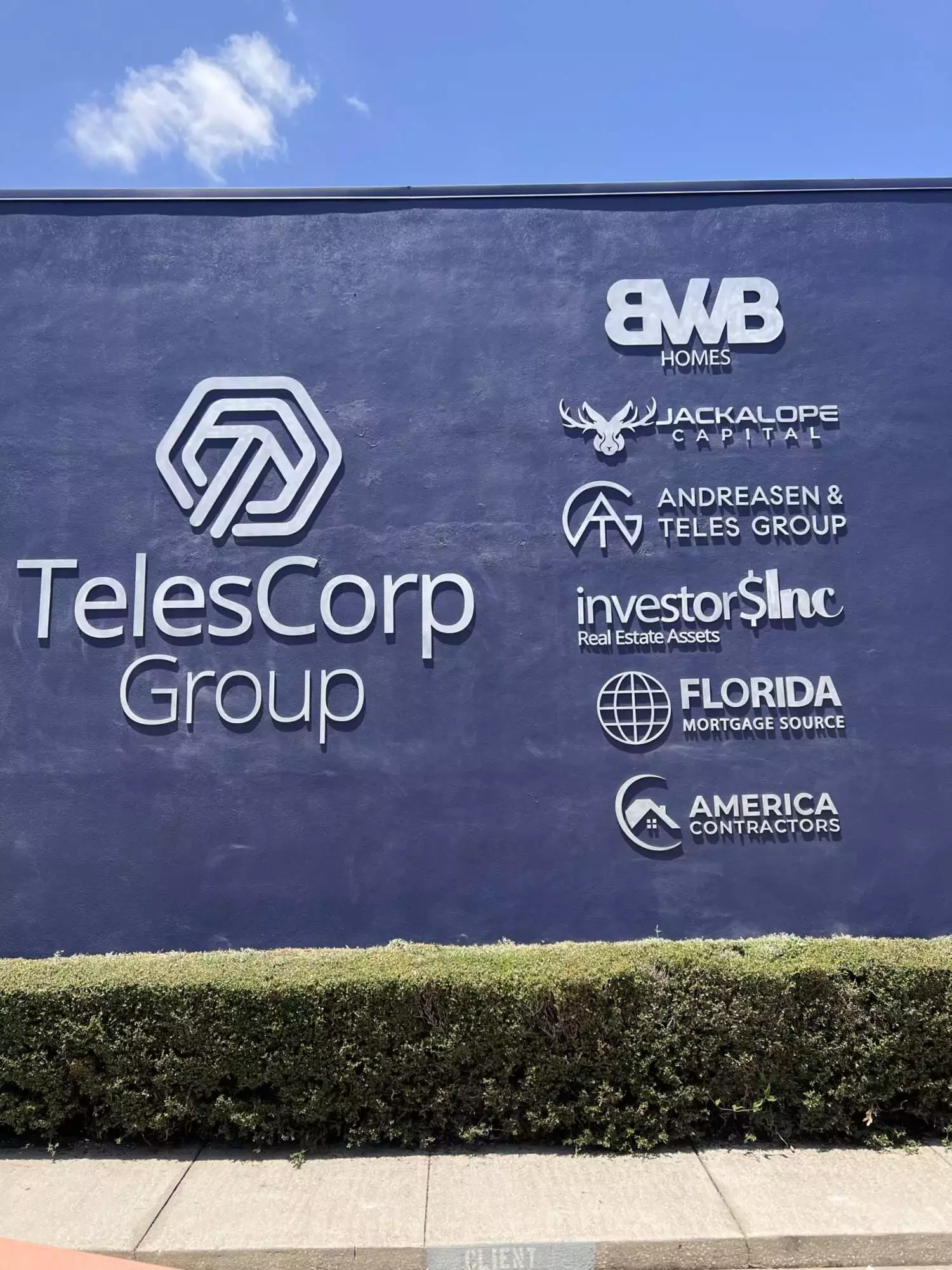 Home Page Outdoor Acrylic Building Signage Miami 1 Scaled