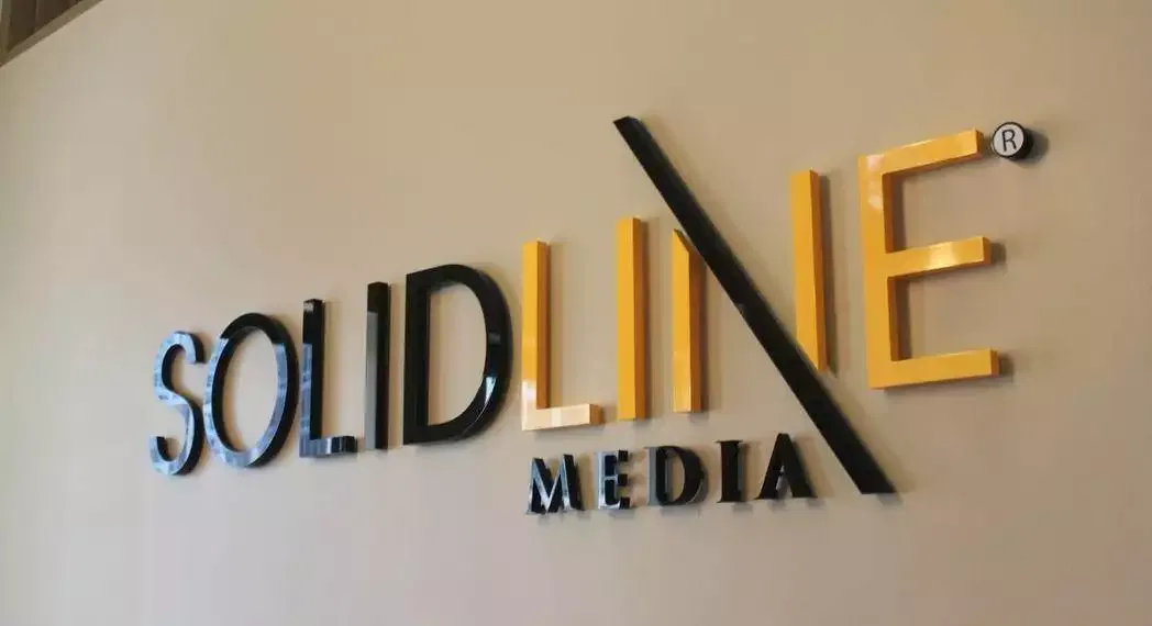 Exploring ⁣The Advantages Of ‍Acrylic Signage In‍ Business