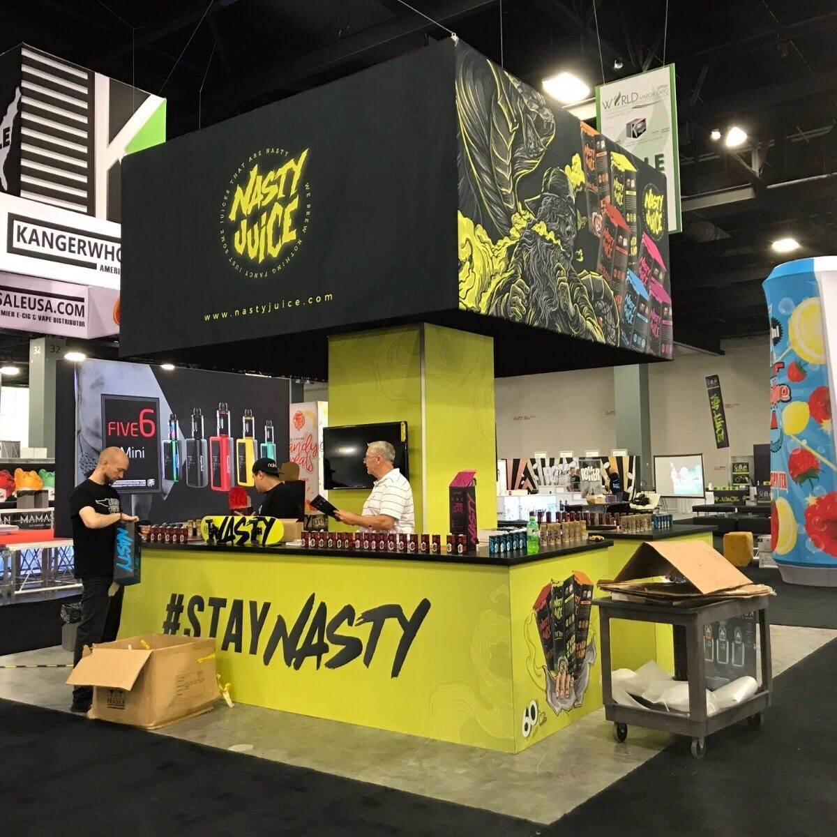 10 Trade Show Booth Ideas Guaranteed To Attract Visitors