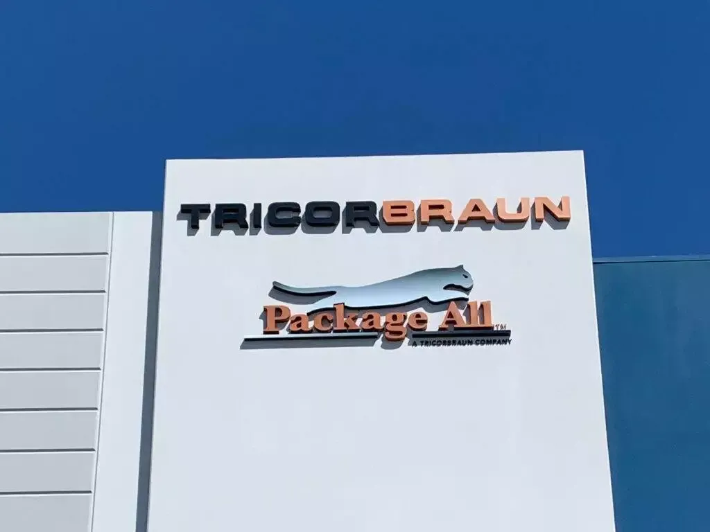 Illuminated Business Sign In Coral Gables Led Channel Letter Signs 5
