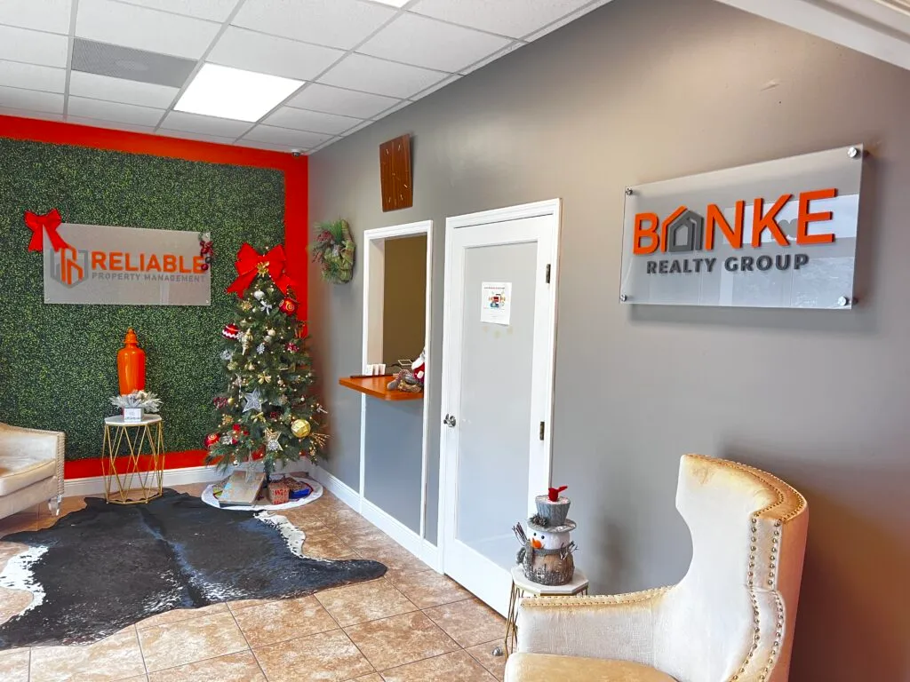 3D Acrylic Stand Off Sign With Raised Acrylic Letters And Frosted Backing For Real Estate Company (2)