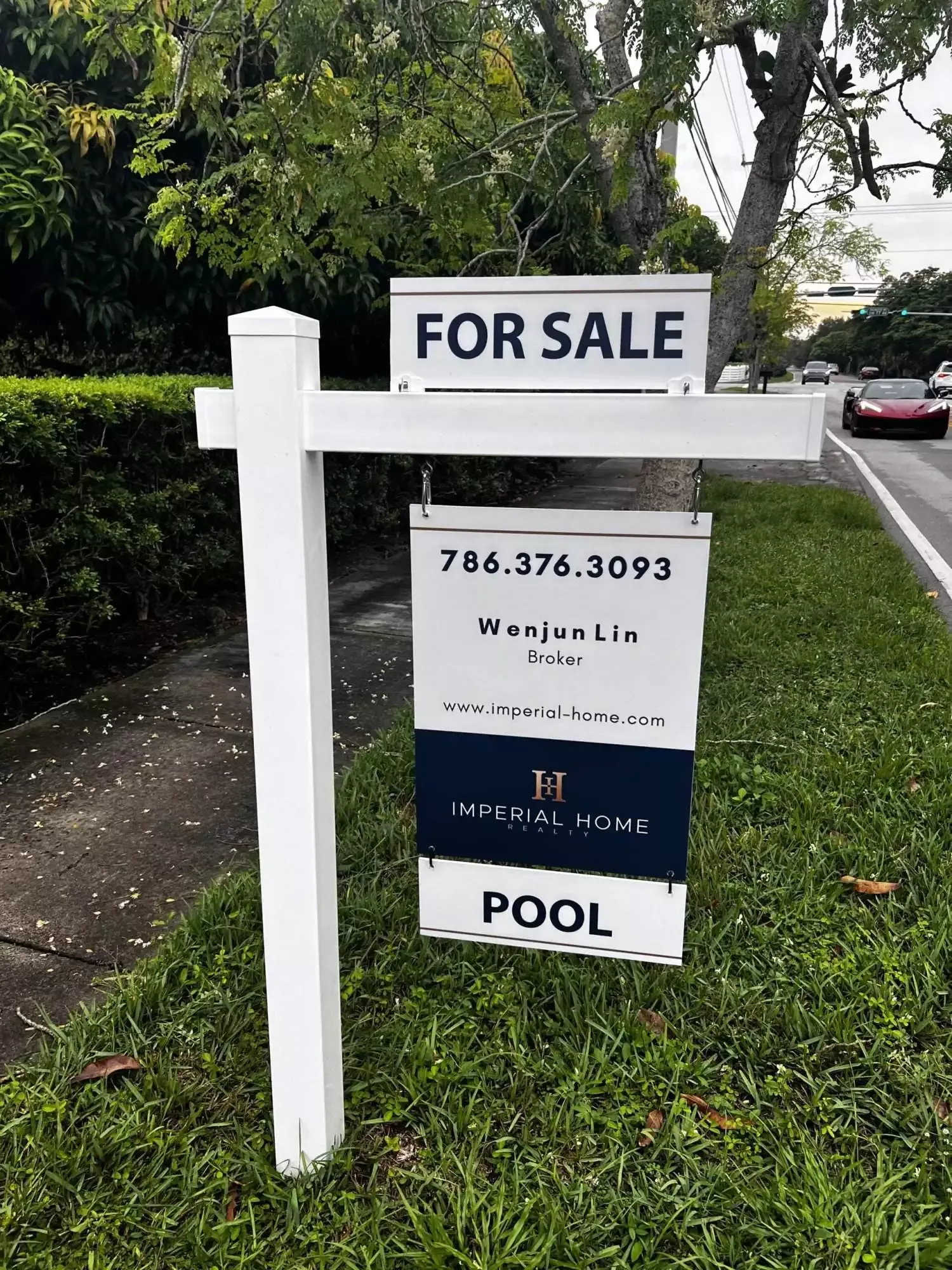 Home 2024 Real Estate Sign Post Services Miami 4 Scaled