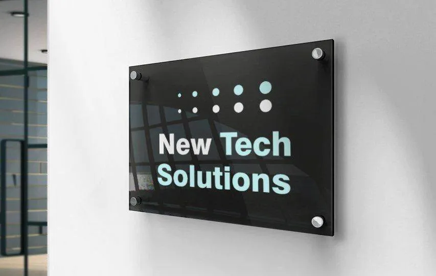 Exploring The Durability Of Acrylic Signs In Outdoor Environments