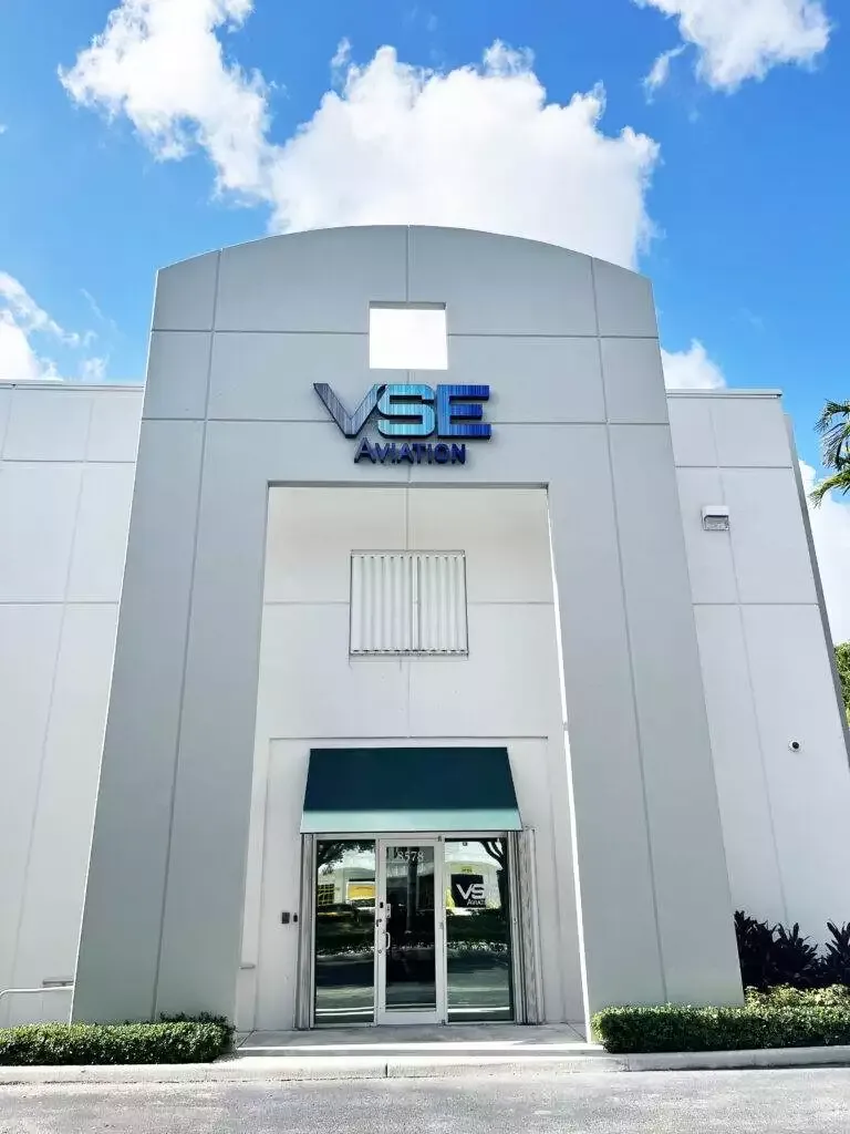 Aviation Channel Letter Building Signs Outdoor Commercial Sign