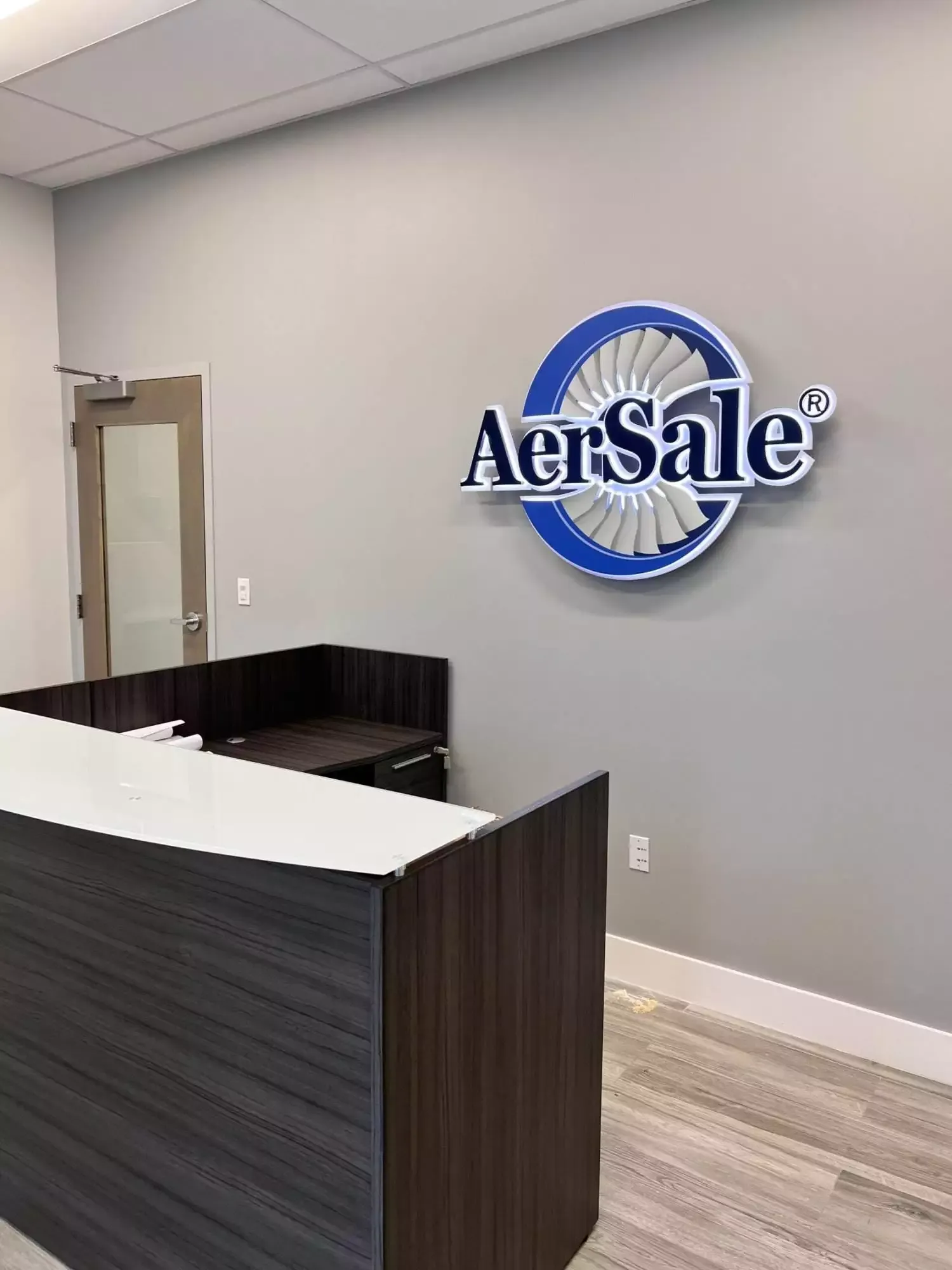 Why Signage Is Important In Florida: Guide For 2025 Gallery Slide