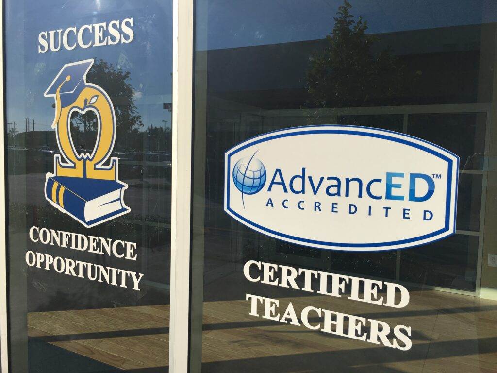 Custom Window Decals And Wraps (1)