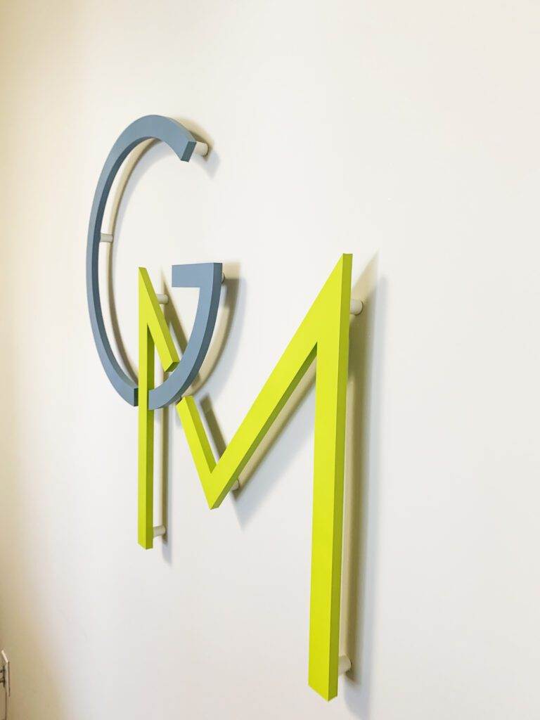 12 Acrylic With Raised Stud Mounted Finish