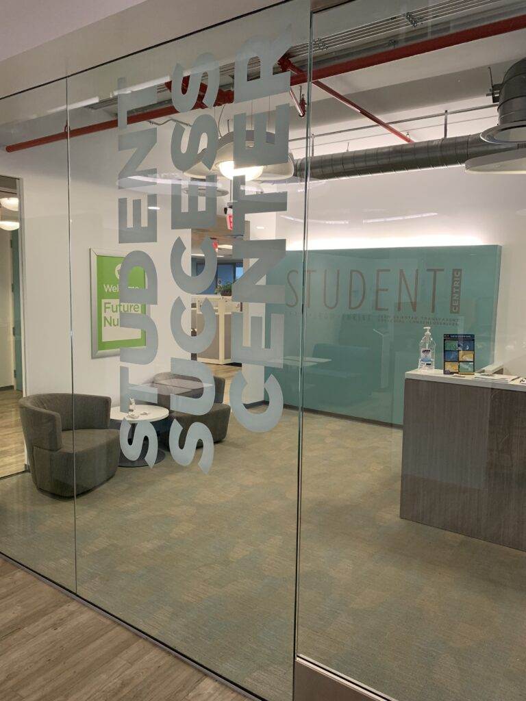 Custom Window Graphics And Decals Custom Window Graphics And Vinyl Decals (12)
